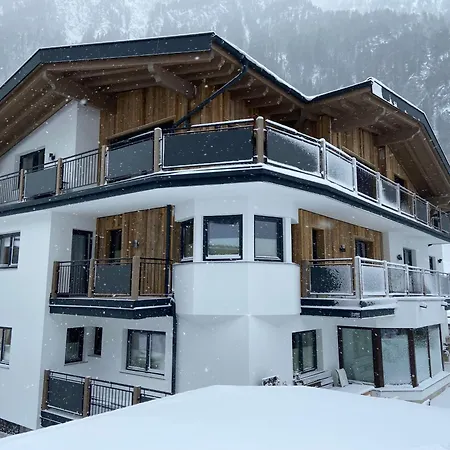 Sunnhaeusl Aparthotel Sölden