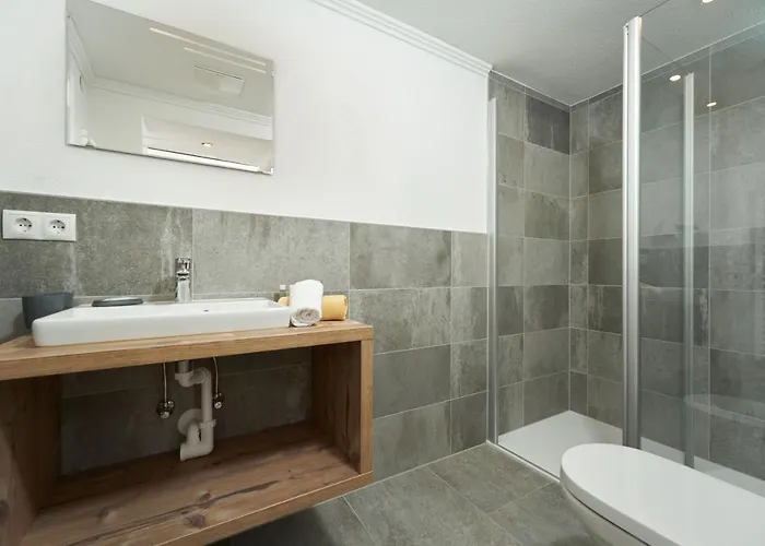 Lägenhetshotell Sunnhaeusl 3*