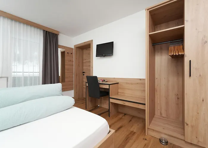 Lägenhetshotell Sunnhaeusl 3*