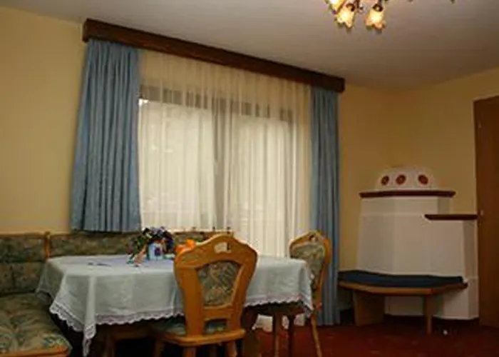 Lägenhetshotell Sunnhaeusl 3*