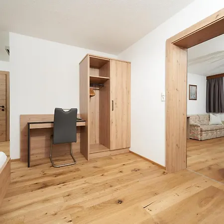 Sunnhaeusl Aparthotel